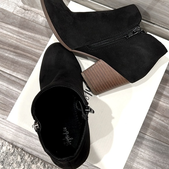 🖤 Style & Co. Black Suede Ankle Boots in Size 5.5M Very Comfortable! - Picture 9 of 10